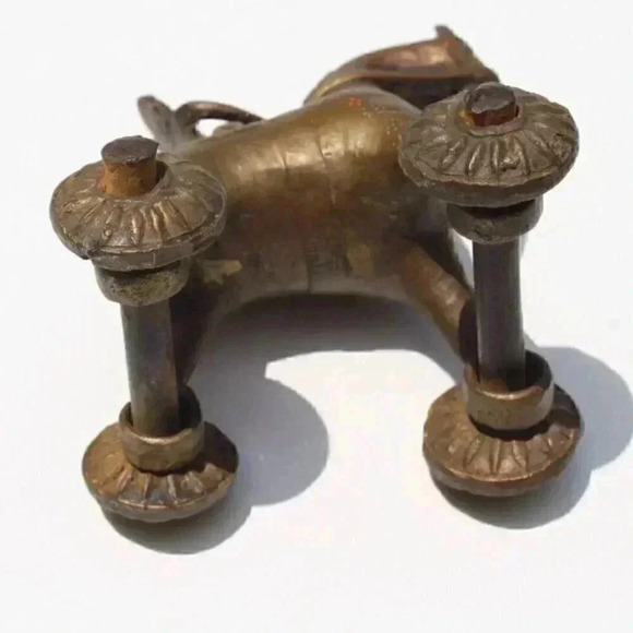 Vtg Antique Solid Brass INDIA TEMPLE TOY Rolling HORSE on WHEELS Trojan Figurine - Picture 5 of 5